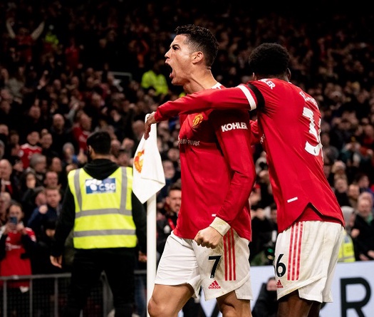 Ronaldo vượt qua ai để trở thành cầu thủ ghi bàn nhiều nhất lịch sử?