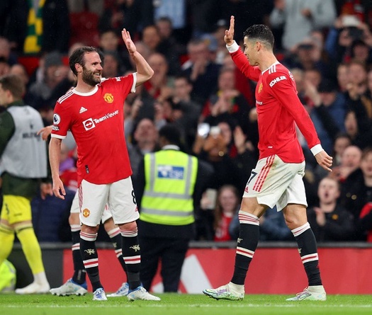 MU trở thành CLB nổi tiếng nhất trên mạng xã hội nhờ Ronaldo