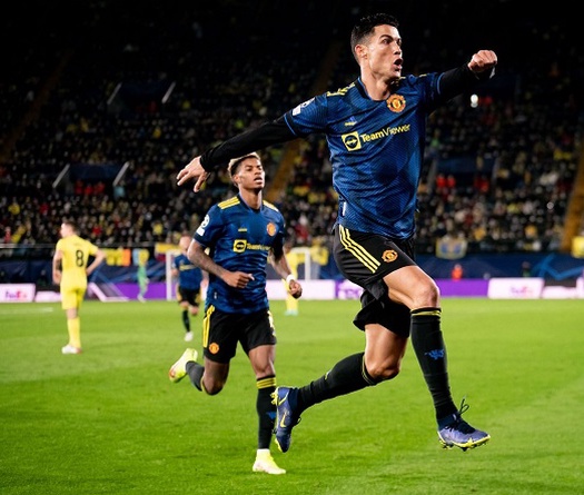 Ronaldo lần thứ 3 “giải cứu” MU ở Champions League mùa này