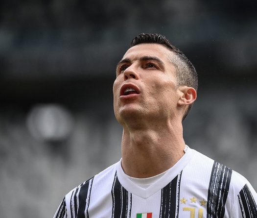 Hành động “điên rồ” của Ronaldo khiến CĐV Juventus nổi giận