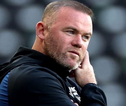 Rooney xin lỗi công khai sau vụ việc với các cô gái trẻ