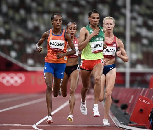 Sifan Hassan đánh bại kỷ lục gia thế giới Ethiopia giành HCV 10000m nữ Olympic Tokyo