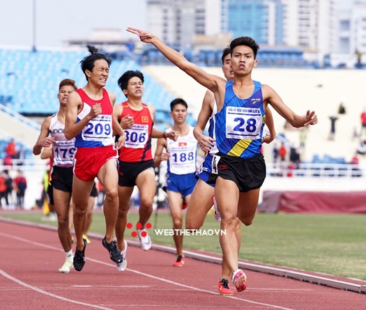 Hiện tượng chạy 1500m Trần Văn Đảng mất đối thủ xứng tầm ở SEA Games 31