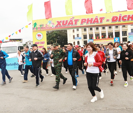 Bắc Kạn tổ chức giải việt dã chào mừng Ngày chạy Olympic năm 2024