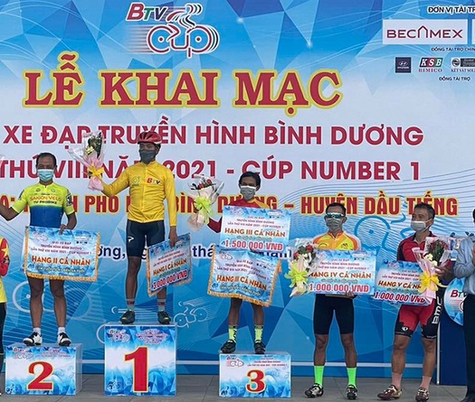 Sài Gòn Velo “càn quét” giải thưởng chặng 2 Giải xe đạp truyền hình Bình Dương 2021