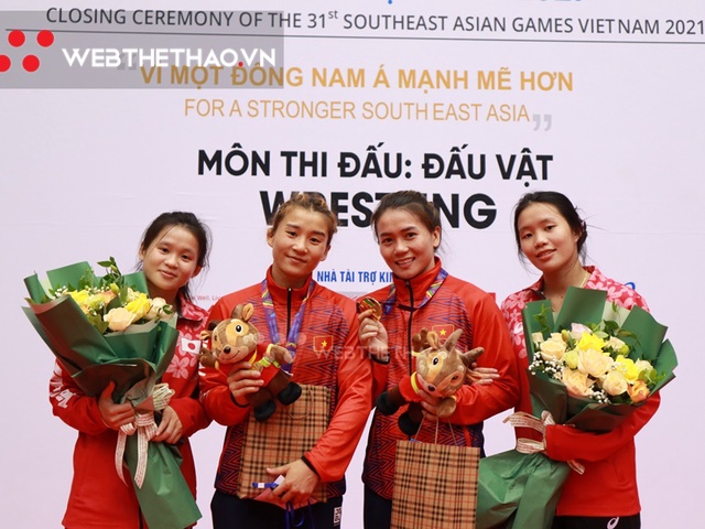 Gia đình 4 VĐV môn vật của 2 nhà vô địch SEA Games 32: Giấc mơ thành hiện thực sau tháng ngày cơ cực