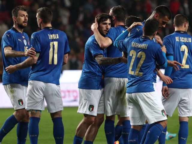 Italia và Bồ Đào Nha cùng sụt giảm trên bảng xếp hạng FIFA