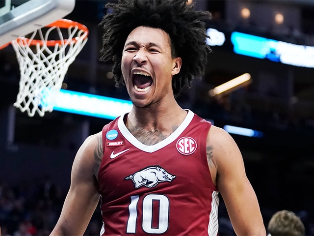 Jaylin Williams trở thành cầu thủ bóng rổ gốc Việt đầu tiên được chọn tại NBA Draft