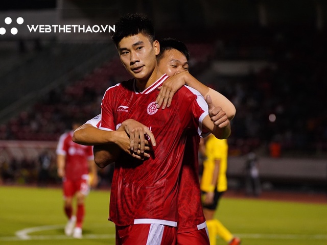 Nhâm Mạnh Dũng lập công, Viettel nhấn chìm đối thủ đến từ Lào