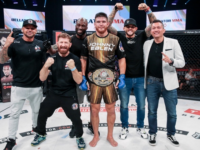 Bellator 282: John Eblen áp đảo Gegard Mousasi, chức vô địch hạng trung đổi chủ