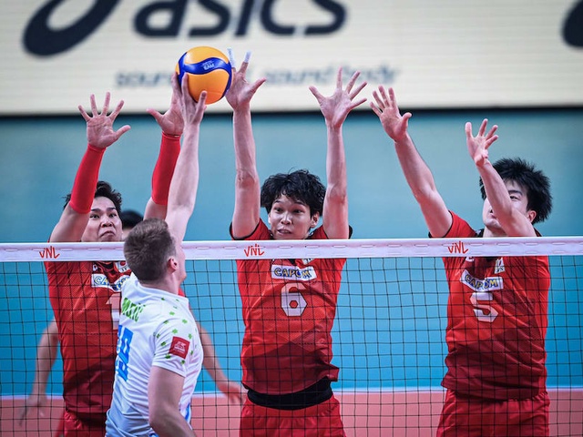 Đội trưởng lên tiếng đúng lúc, bóng chuyền Nhật Bản nhọc nhằn vượt Slovenia