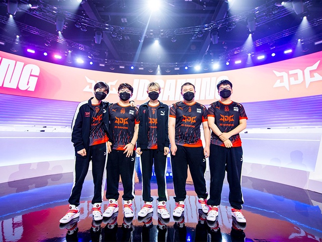 Team Flash đụng độ đương kim á quân Tốc Chiến Trung Quốc tại Tứ kết ICONS 2022