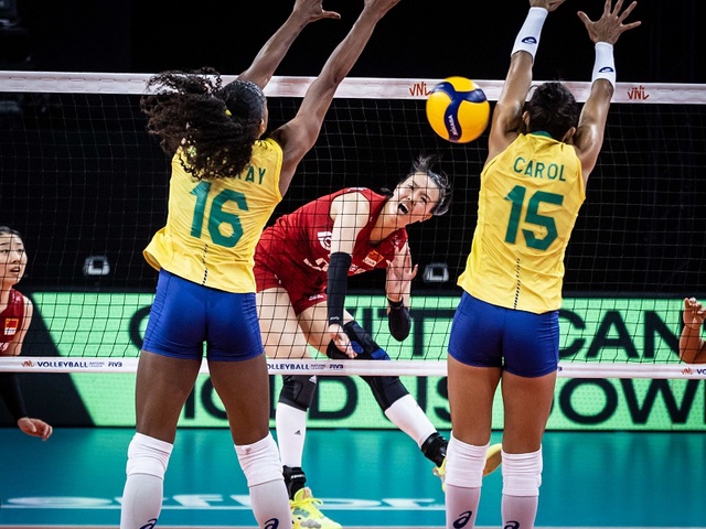 Trực tiếp bóng chuyền hôm nay 28/6: Nữ Trung Quốc vs Nữ Brazil 