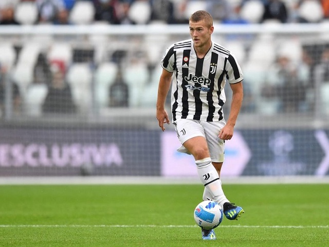 Chelsea và Man City tranh hậu vệ 120 triệu euro của Juventus