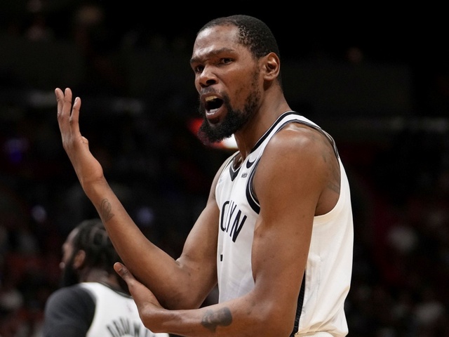 Kevin Durant đòi rời Brooklyn Nets: Một nửa NBA theo đuổi
