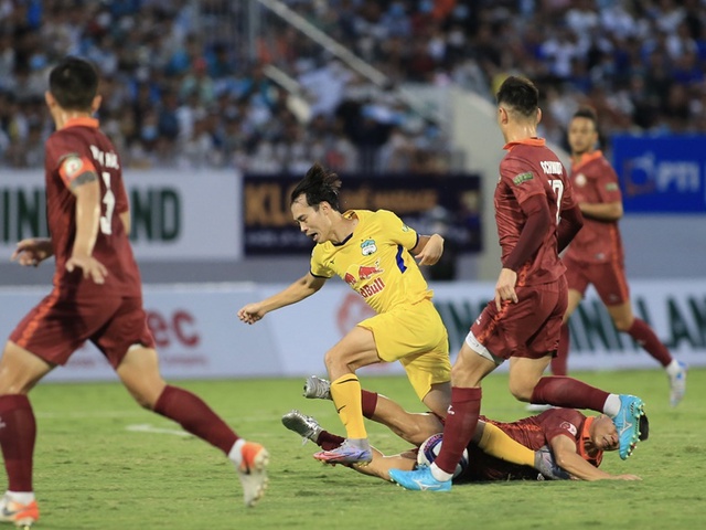 Không thắng 5 trận, HAGL có khởi đầu tệ nhất ở V.League?
