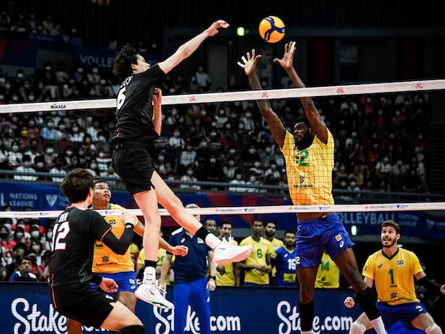 Nishida và Darlan Souza so tài đỉnh cao, Brazil cùng Nhật Bản tạo nên cuộc rượt đuổi nghẹt thở