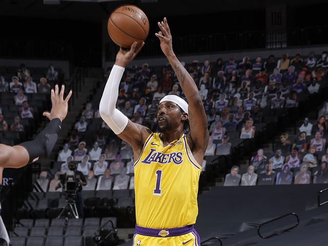 Chưa cần thi đấu phút nào, cựu xạ thủ Lakers được Denver Nuggets gia hạn 30 triệu đô