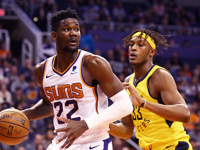 Trung phong trẻ DeAndre Ayton ở lại Phoenix, Indiana Pacers nhận cú lừa 133 triệu đô?