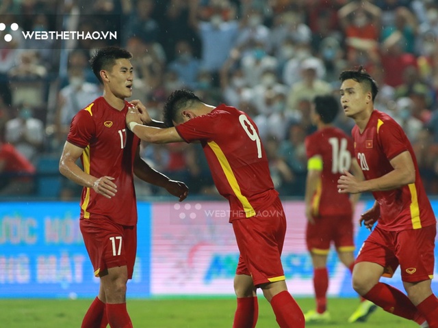 HLV Phan Thanh Hùng nêu lý do phản đối đề xuất U23 Việt Nam đá V.League