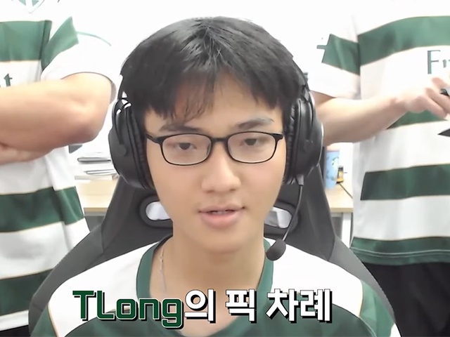 Tài năng trẻ TLong được kênh LMHT Hàn Quốc đánh giá là Faker Việt Nam