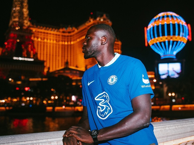 Koulibaly tiết lộ 2 cầu thủ đã thuyết phục chuyển đến Chelsea