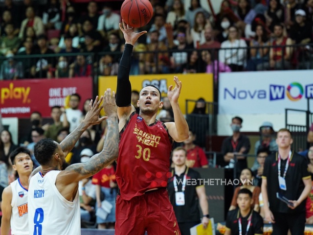 Tim Waale giật mũ MVP trong trận thắng thứ 6 liên tiếp của Saigon Heat