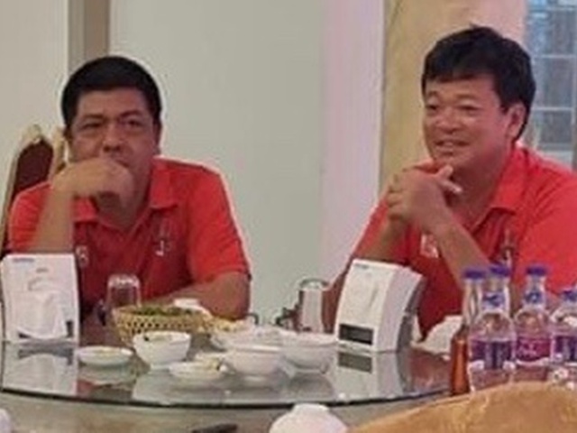 CĐV Hải Phòng nhổ nước bọt trọng tài Hoàng Ngọc Hà có thể bị cấm đến sân bóng