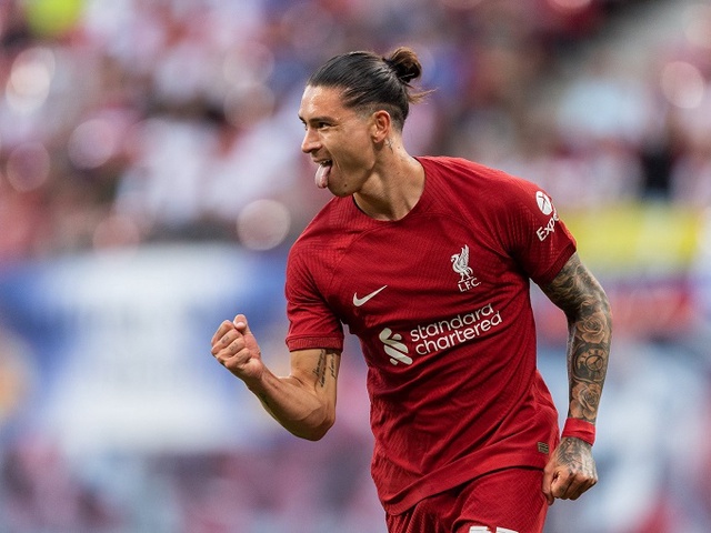 Darwin Nunez gây phấn khích với 4 bàn thắng cho Liverpool từ ghế dự bị
