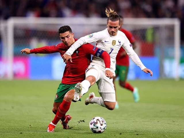 Griezmann sẽ nhường chỗ cho Ronaldo tại Atletico Madrid?