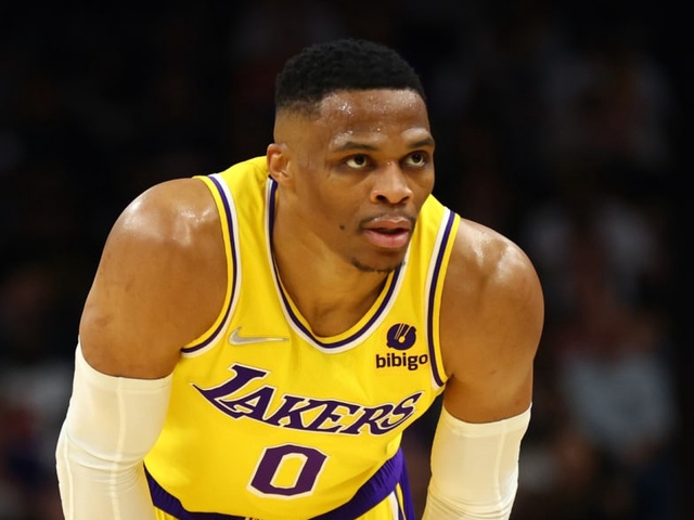 Bất chấp khó khăn, Los Angeles Lakers vẫn giữ giá Russell Westbrook trên TTCN?