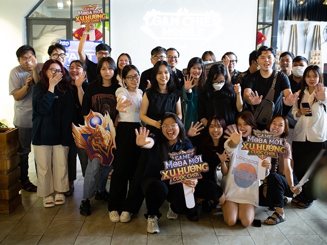 Mới ra mắt, Loạn Chiến Mobile đã xây dựng hệ thống Esports chuyên nghiệp