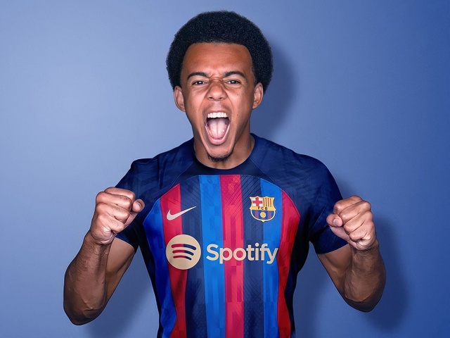Chi tiết số tiền Barca trả cho Kounde để qua mặt Chelsea