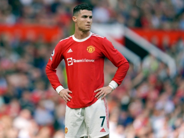 Ronaldo đề nghị MU định giá chuyển nhượng để tới một CLB bí ẩn