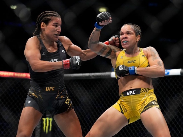 Highlights UFC 277: Amanda Nunes, Brandon Moreno giành đai sau đại chiến nảy lửa