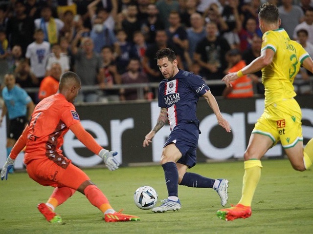 Messi ghi bàn ngoạn mục cho PSG để có danh hiệu thứ 41