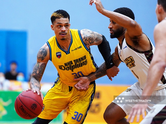 Ngoại binh Avery Scharer bùng nổ, Nha Trang Dolphins đả bại Saigon Heat lần hai tại VBA 2022
