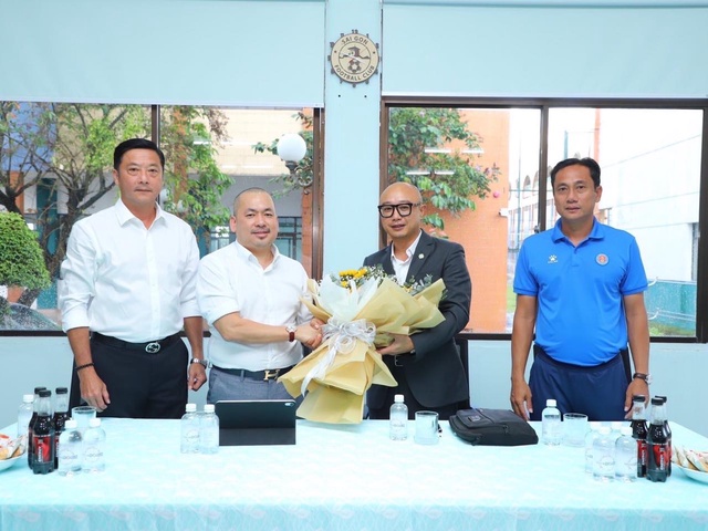 Chủ tịch CLB Sài Gòn chuyển giao quyền lực