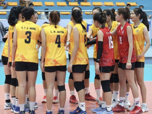 Hà Nội và Thanh Hóa xuất sắc vào bán kết giải bóng chuyền Cúp Cát Bà - Amatina