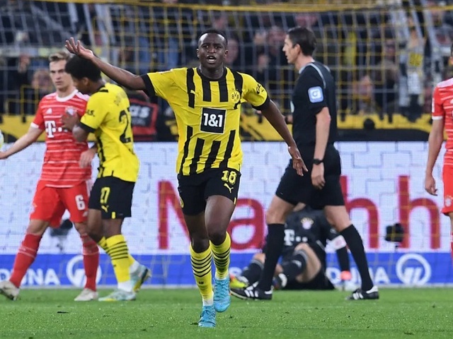 Cầu thủ trẻ nhất ghi bàn trong trận Siêu kinh điển Dortmund vs Bayern