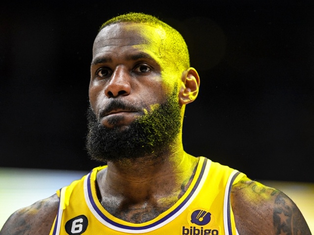 Nóng: LeBron James nghiêm túc cân nhắc việc giải nghệ sau khi dừng bước ở chung kết miền Tây