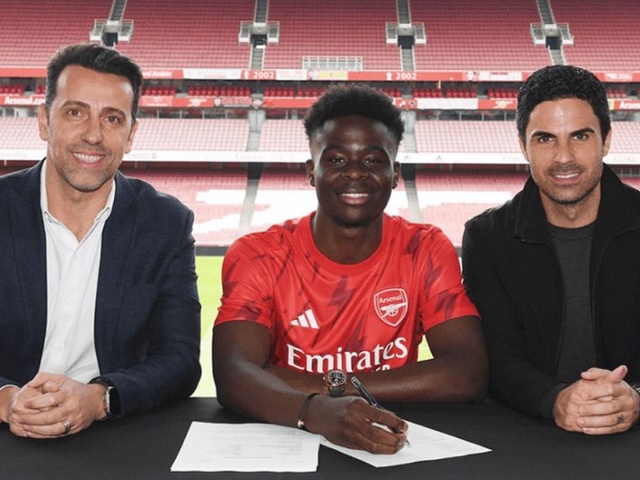 Saka trở thành cầu thủ nhận lương cao nhất Arsenal