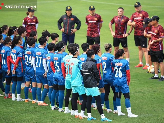 Tuyển nữ Việt Nam cần quên tấm HCV SEA Games để chuẩn bị cho World Cup 2023