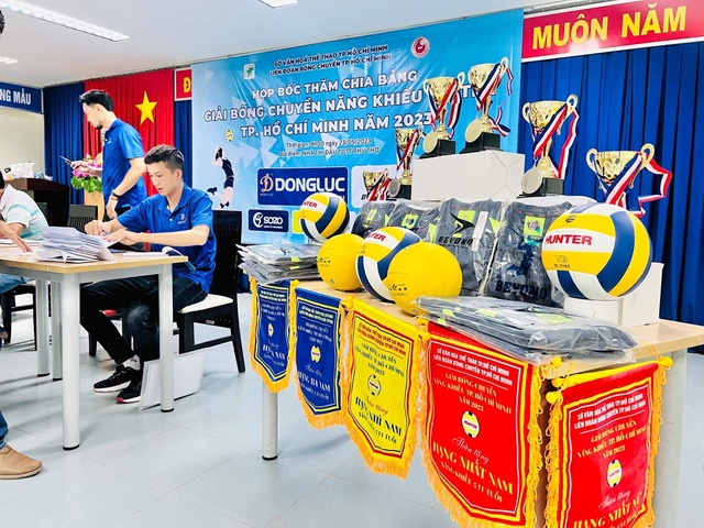Khởi tranh Giải bóng chuyền Năng khiếu và Trẻ Tp.Hồ Chí Minh năm 2023