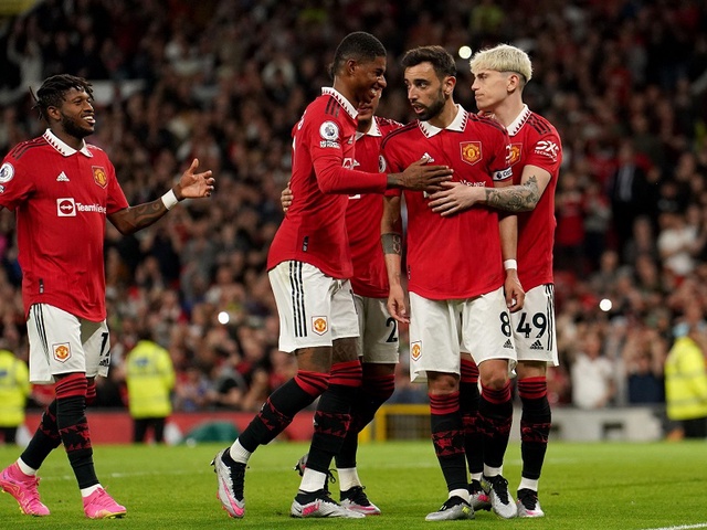 MU chính thức giành vé dự Champions League, chuẩn bị cân bằng kỷ lục