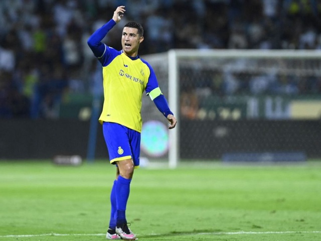 Ronaldo bị thay ra trong ngày Al Nassr chấm dứt hy vọng vô địch