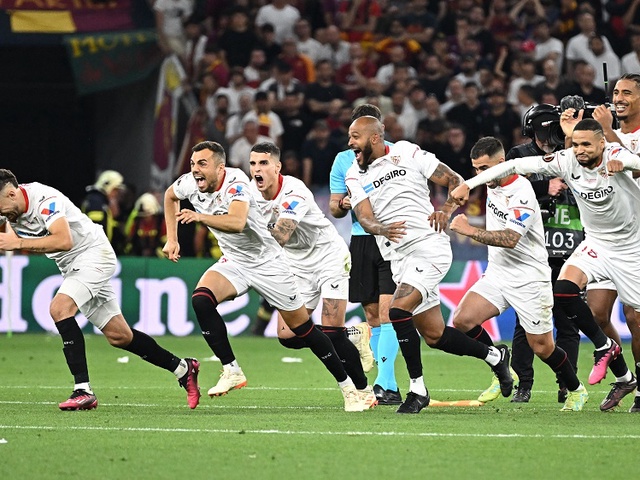 Roma thua trên chấm luân lưu, Sevilla vẫn là vua Europa League
