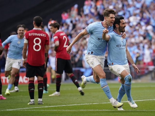 Cú đúp kỳ lạ của Gundogan đem về chức vô địch FA Cup cho Man City