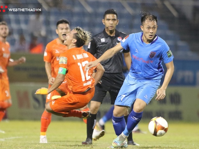Cựu vương V.League Đà Nẵng và Bình Dương kìm chân nhau, tạo kỷ lục đáng buồn
