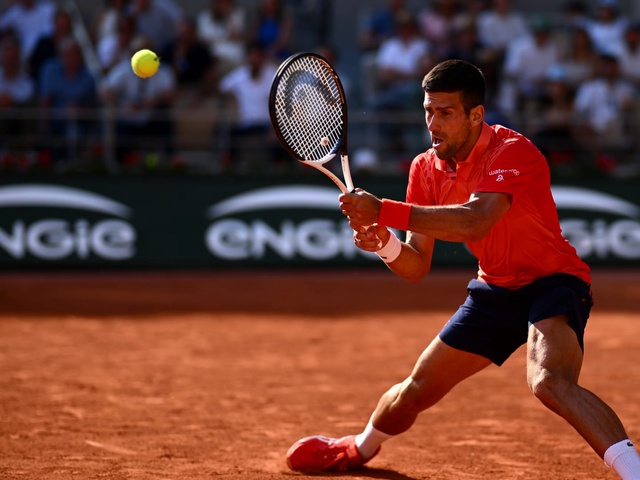 Ngược dòng vào bán kết Roland Garros, Novak Djokovic thiết lập những thống kê ấn tượng